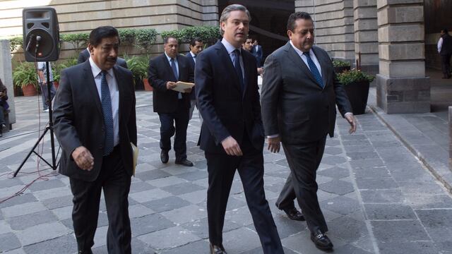 Aurelio Nuño Mayer. Posible renuncia.