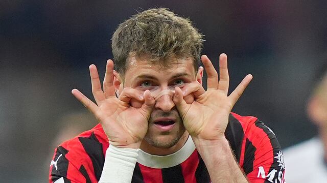 AC Milan vs Bolonia: Día, hora y canal para ver a Santiago Giménez en la Final de la Copa de Italia