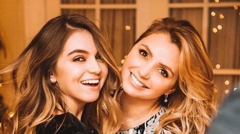 Angélica Rivera celebró sus 54 años con fotos de joven compartidas por su hija, Sofía Castro