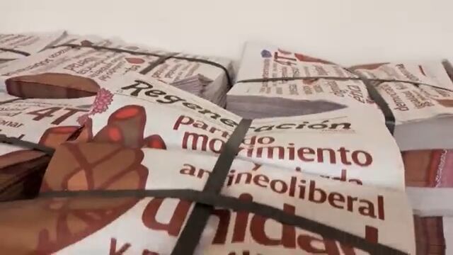 Ejemplares de periódico Regeneración encontrados en Cámara de Diputados