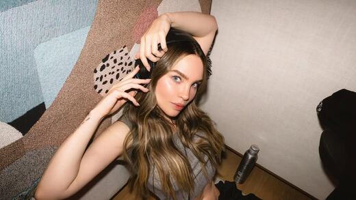 Reportero pide veto a Belinda por ‘imitar’ a Susana Zabaleta