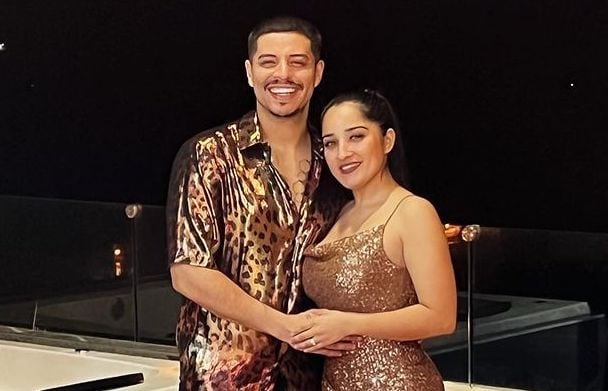 Eduin Caz y su esposa Daisy Anahy