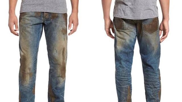 Pantalones con lodo.