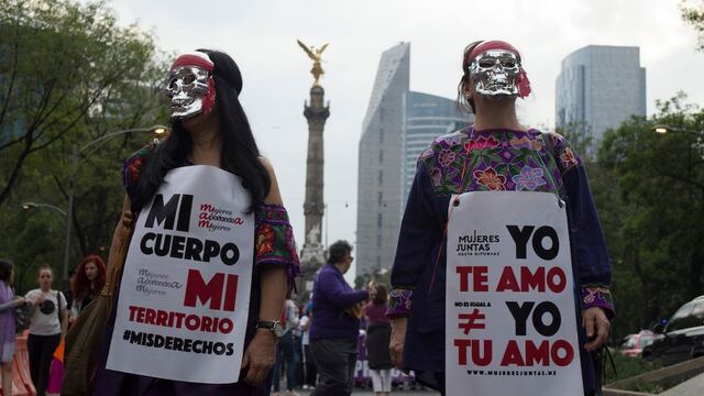 Mujeres de AL siguen yendo a la cárcel por falta de apertura en legislación del embarazo
