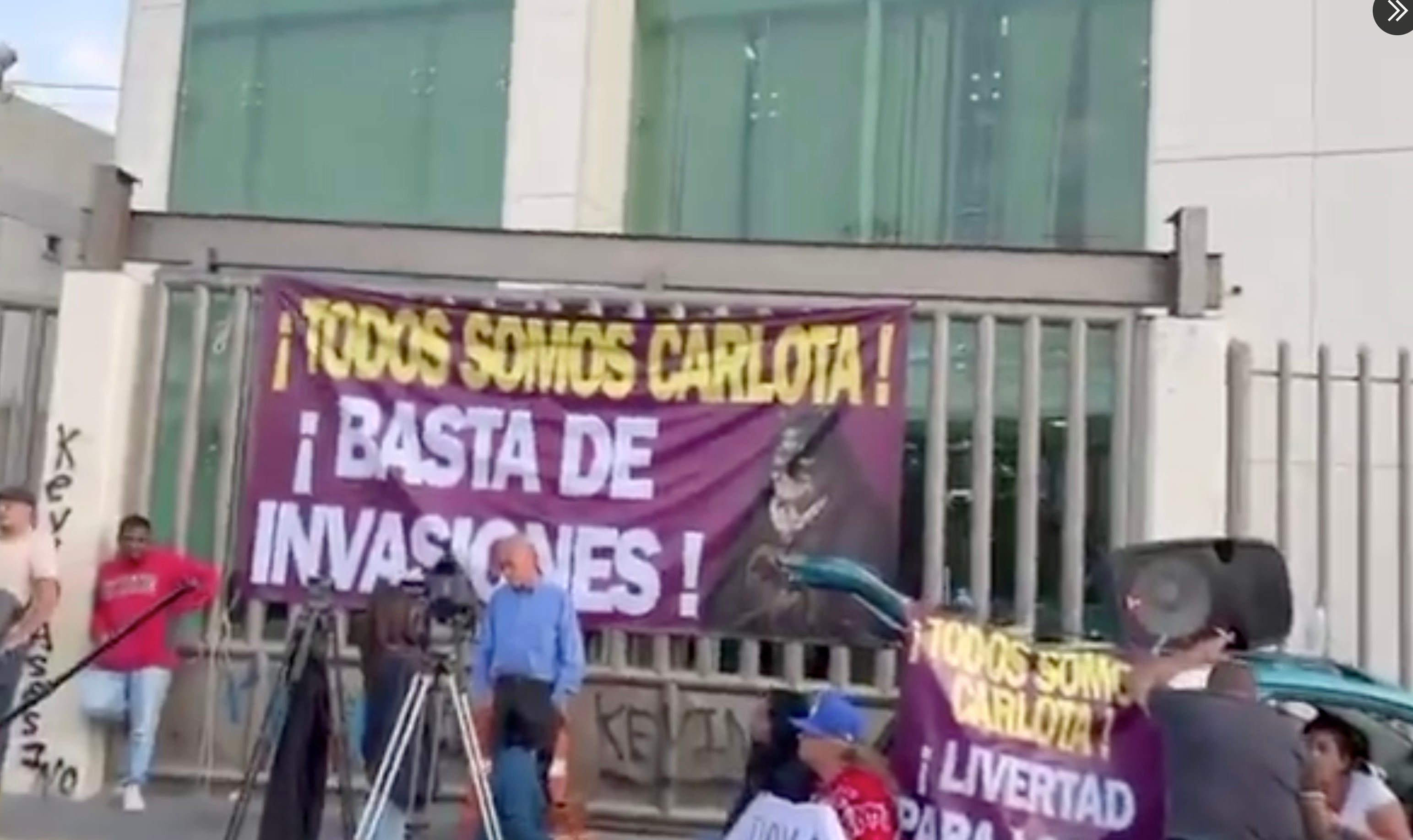 Protestas a favor de doña Carlota de Chalco
