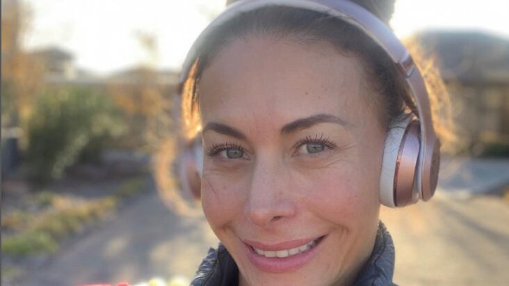 Vanessa Guzmán posa en bikini presumiendo cuerpazo