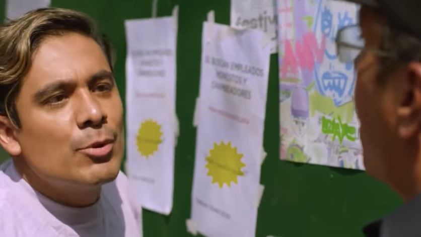 La escena de Ricardo Peralta en Qué Huevos Sofía donde se burla de él mismo