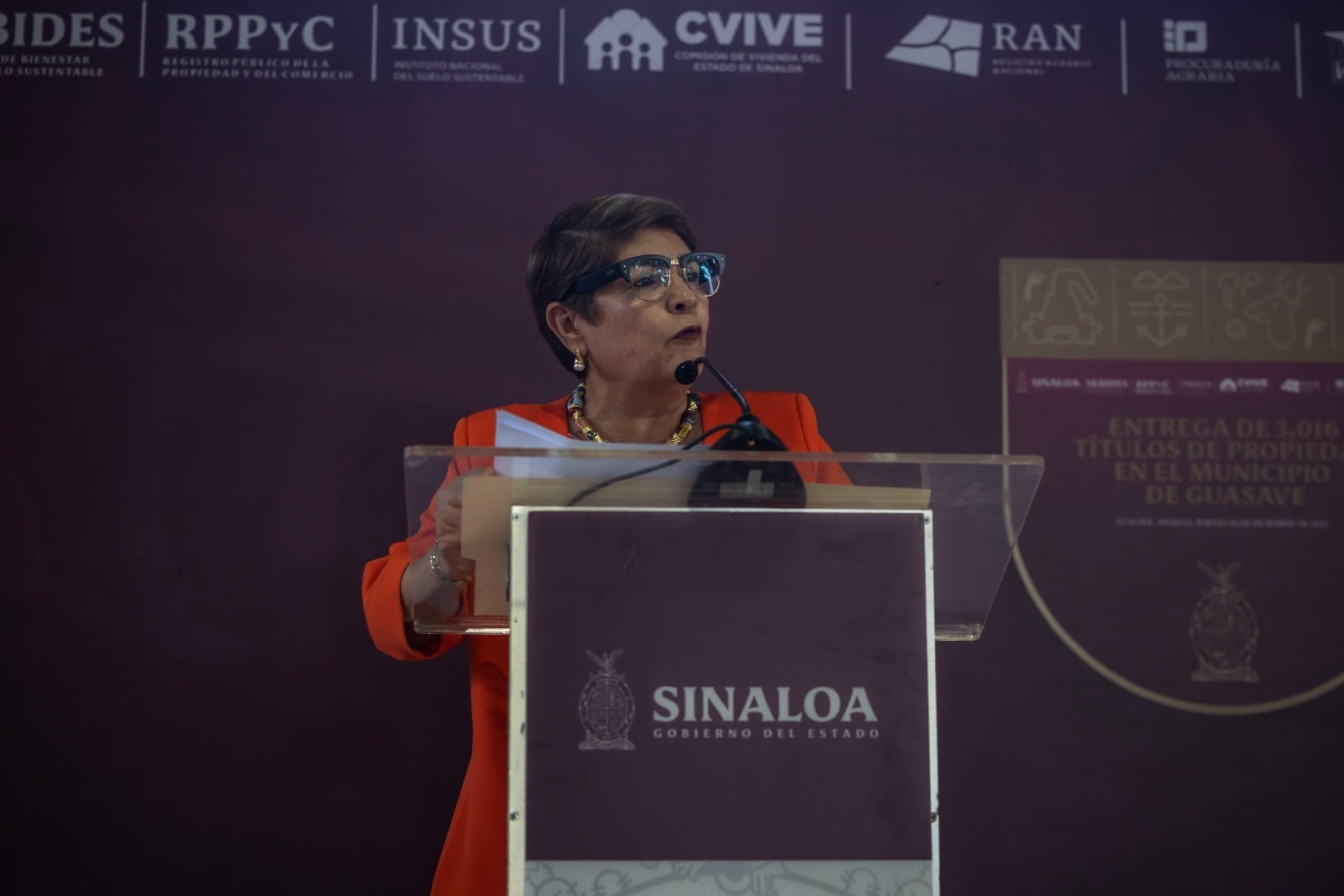 Rubén Rocha entrega 3,016 títulos de propiedad y avanza hacia meta estatal de 30 mil.