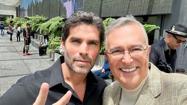 Ricardo Salinas Pliego y Eduardo Verástegui se reunen