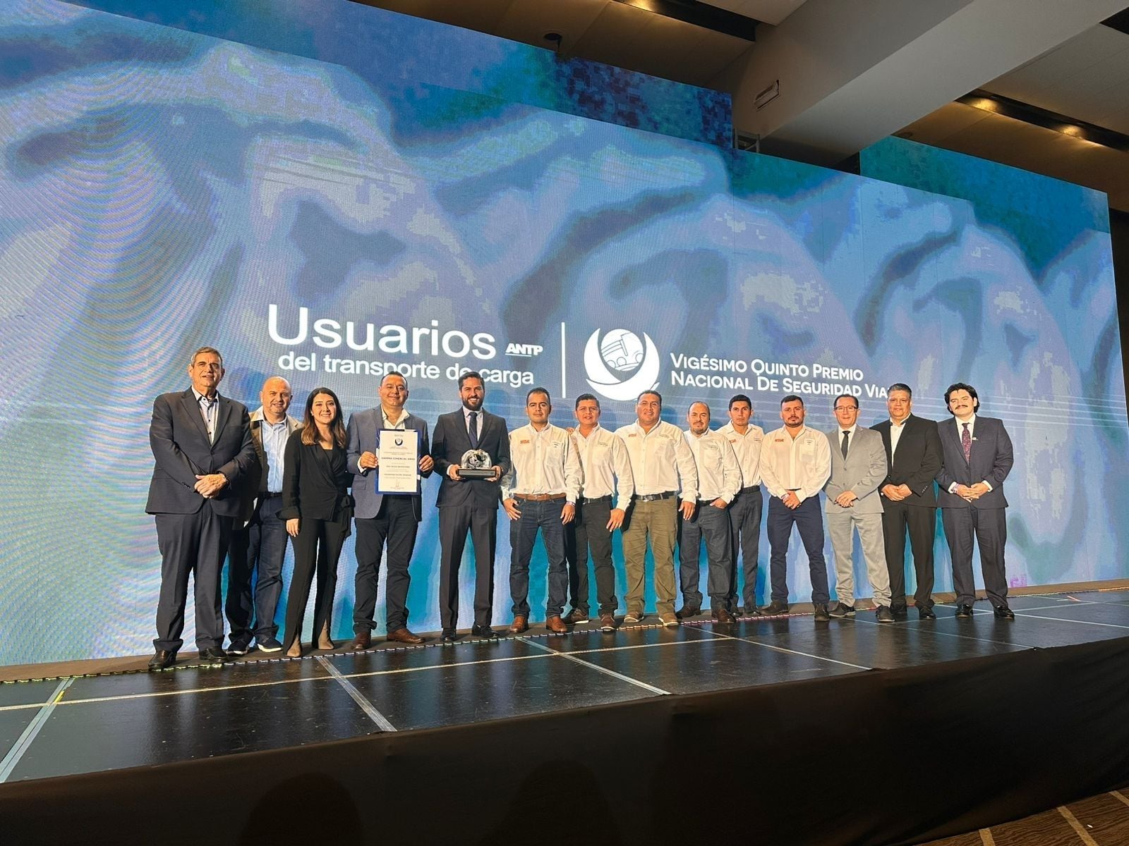 OXXO recibe Premio Nacional de Seguridad Vial 2024