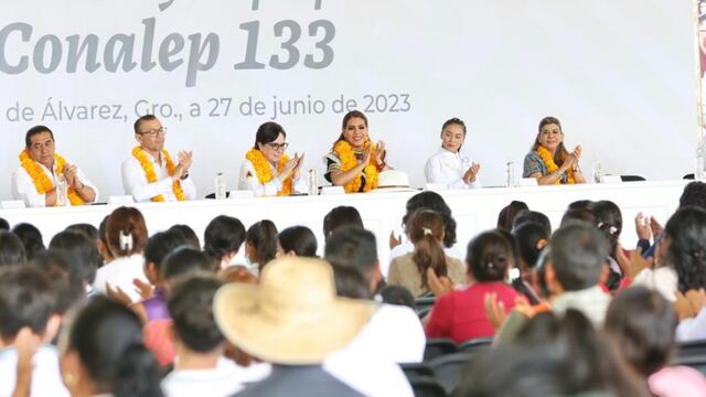 Evelyn Salgado inauguró obra en Conalep de Chilapa afectado por los sismos de 2017