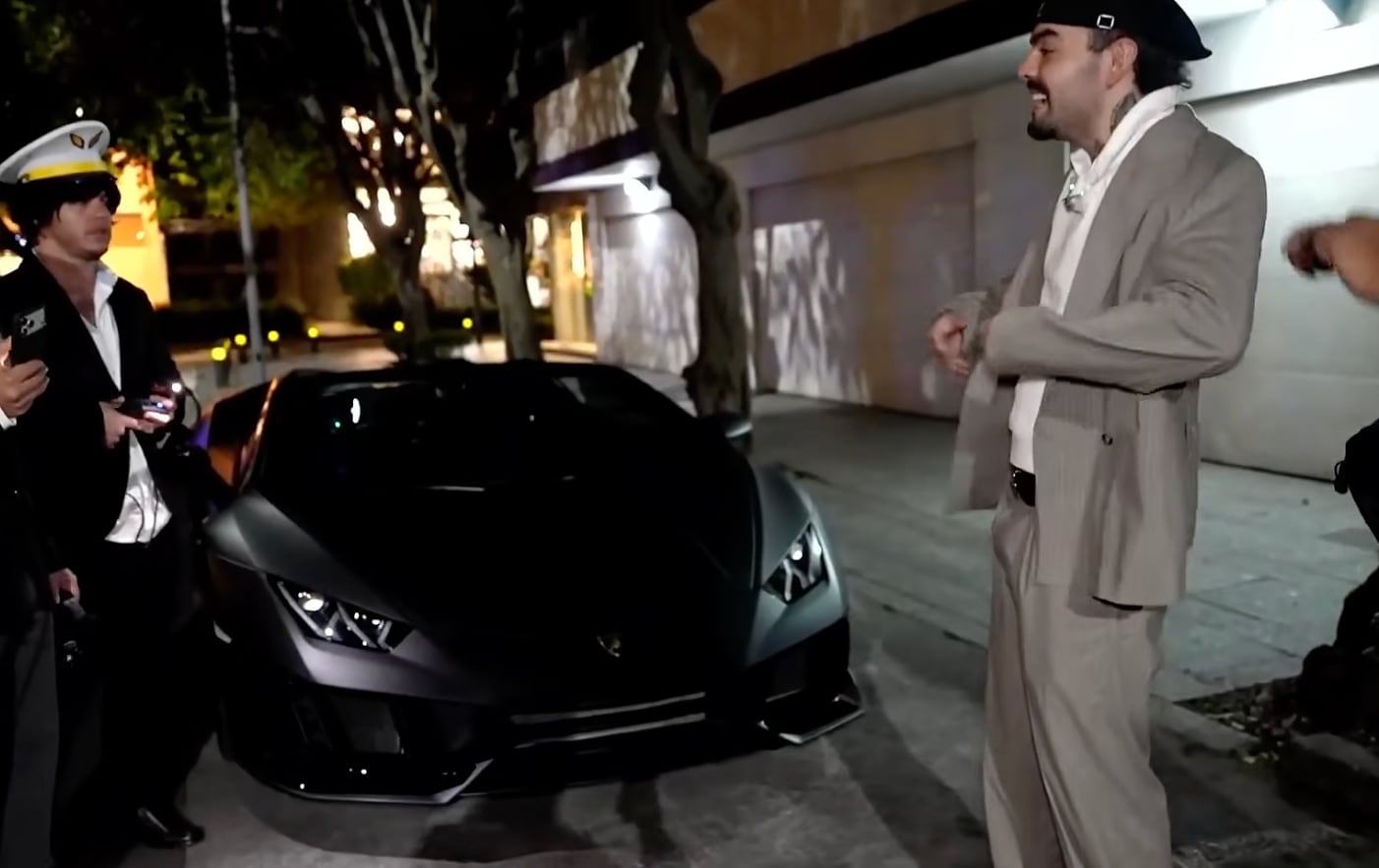 ¿Cuál es el precio del Lamborghini Huracán EVO Spyder que Adriano Zendejas dañó?