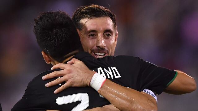 Hirving Lozano y Héctor Herrera