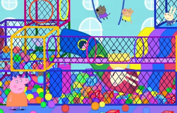 Peppa Pig se divierte en el cuarto de juegos