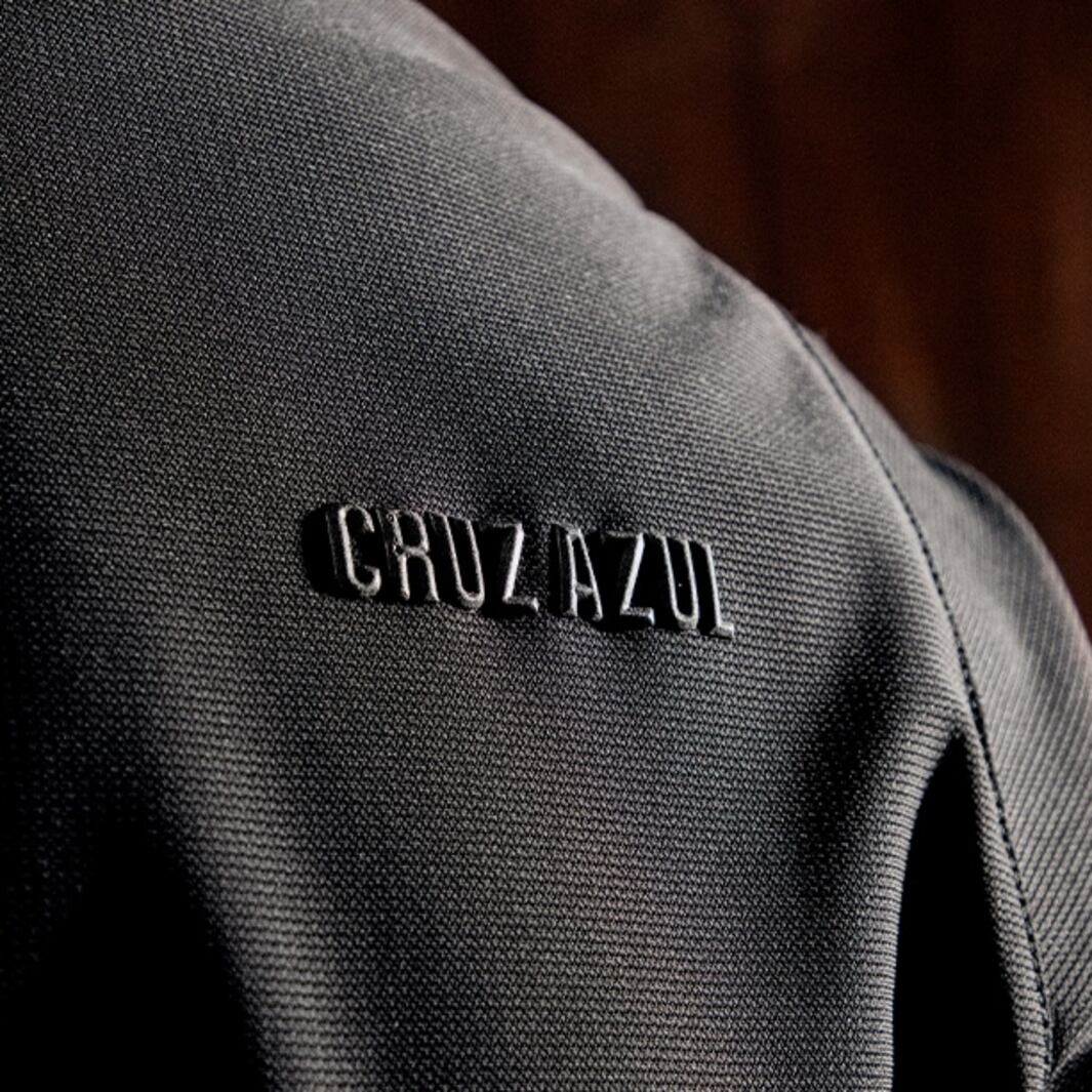 Así es el jersey negro de Cruz Azul: Precio y dónde comprar el uniforme alternativo de La Máquina