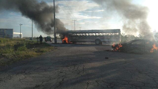 balaceras, quema de vehículos, robo, bloqueos en Tamaulipas este 19 de junio 2022/Twitter