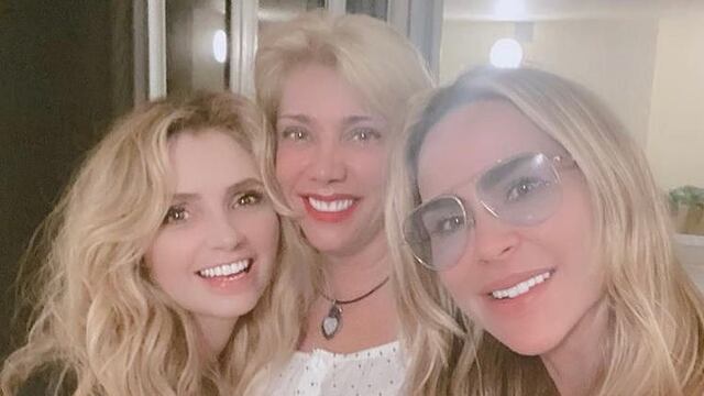 Aylin Mujica, Angélica Rivera y Cynthia Klitbo
