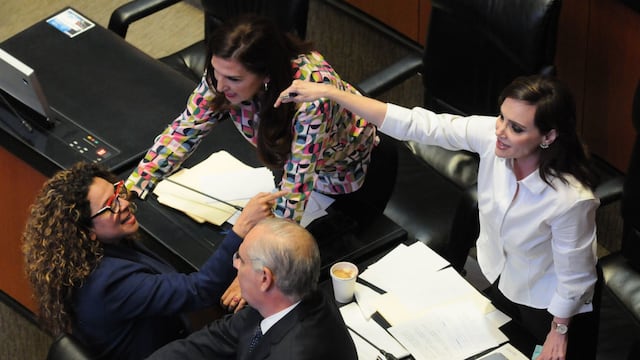 Rocío Abreu y Lilly Téllez