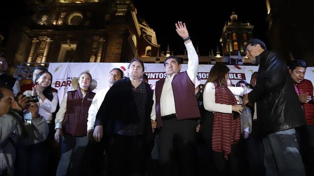 Triunfo de Miguel Barbosa en Puebla. Confianza de mexicanos en AMLO.