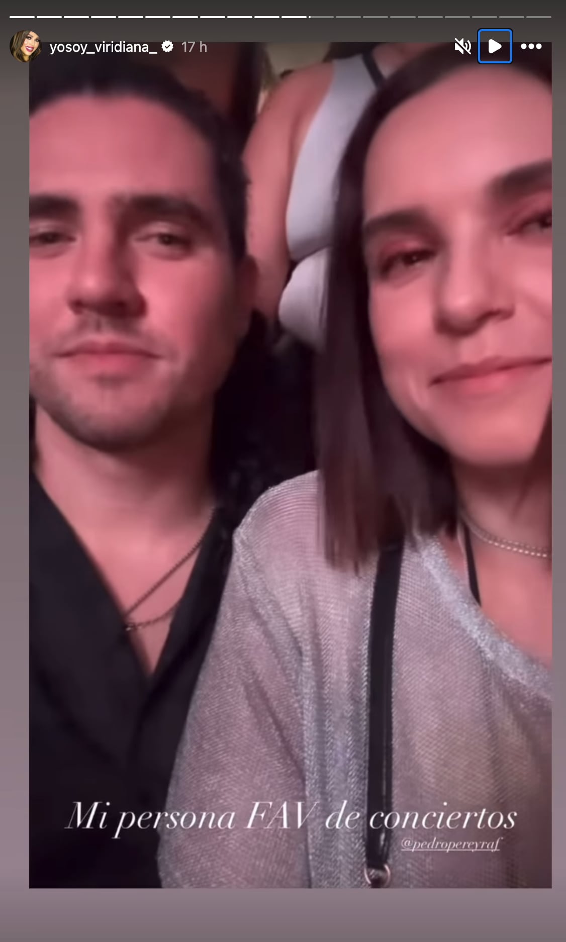 Tania Rincón disfrutó de un concierto de Carín León junto a su novio Pedro Pereyra