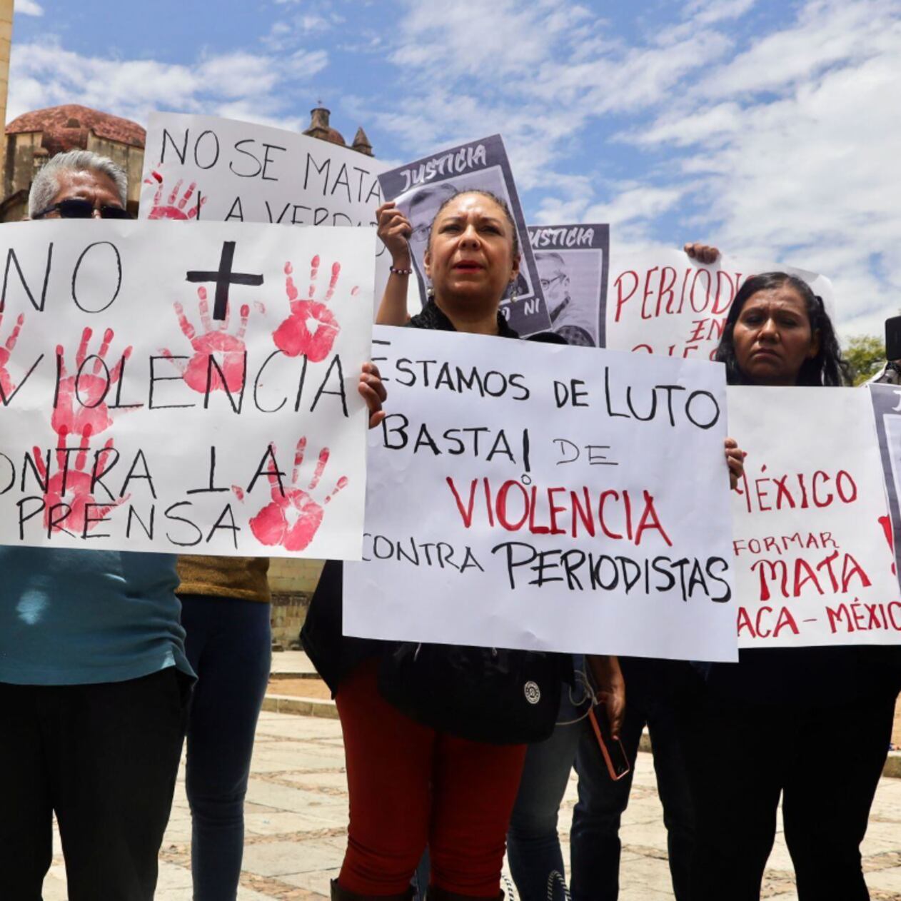 Controlar, reprimir, castigar