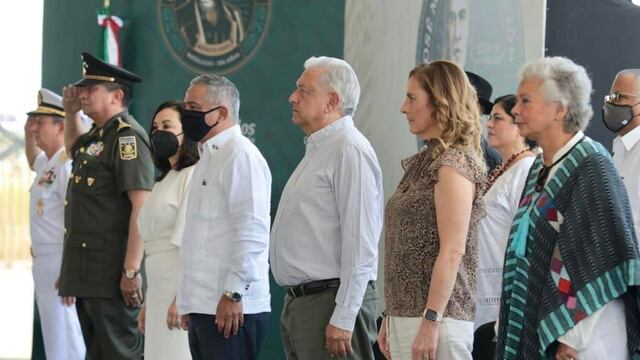 AMLO en aniversario por el natalicio de José María Morelos y Pavón