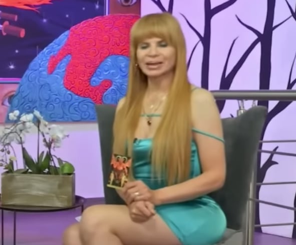 Mhoni Vidente le pidió a Shakira cuidarse