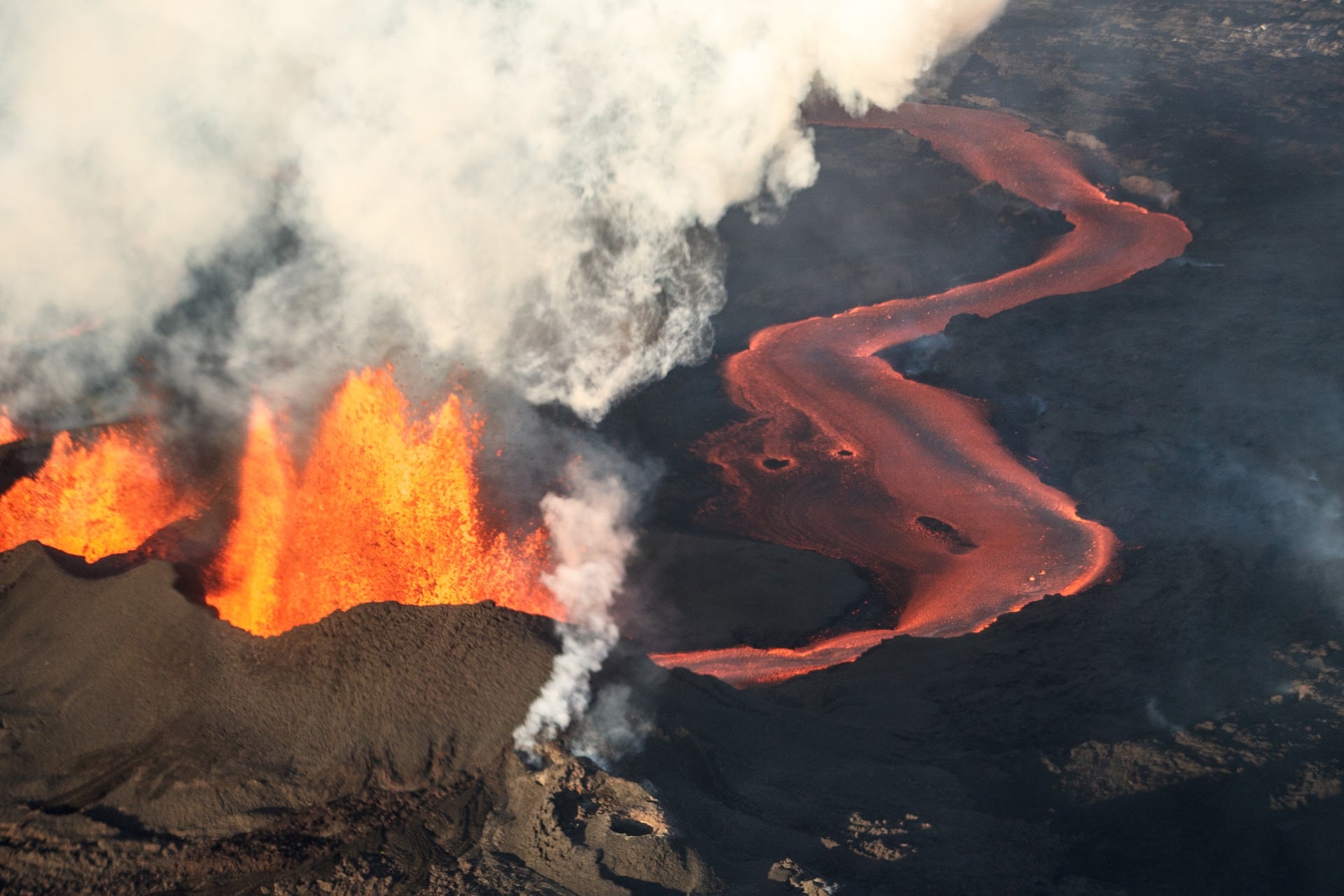 Erupción volcánica