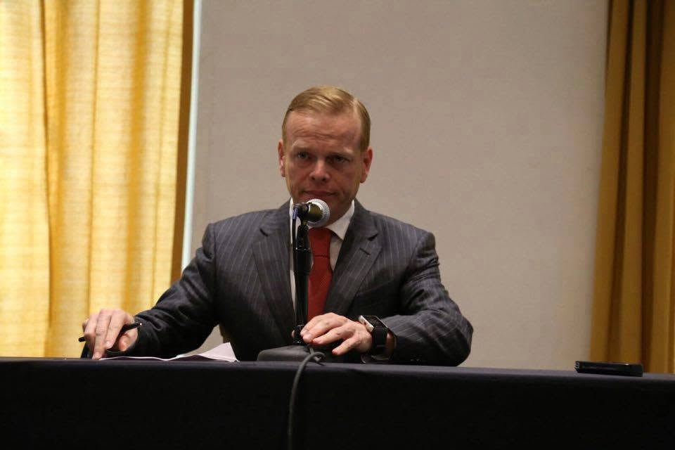 Arturo Escobar y Vega, político del PVEM.