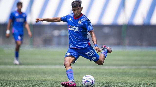 Hermano de Orbelín Pineda está cerca de debutar en el primer equipo de Cruz Azul