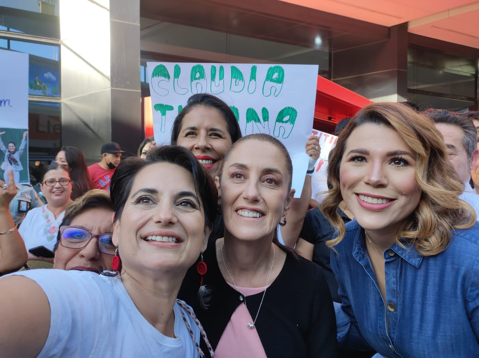 Claudia Sheinbaum y Marina del Pilar Ávila