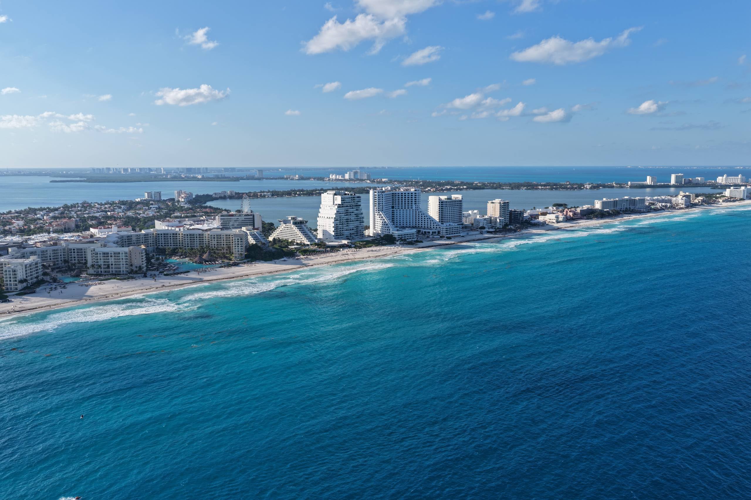 Cancún prevé alcanzar una ocupación hotelera de hasta 89 por ciento durante la temporada vacacional de verano.