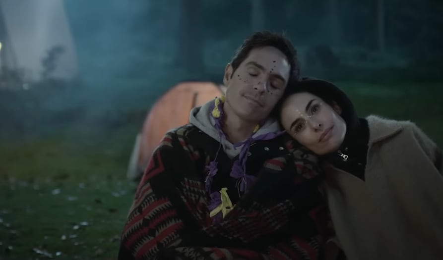 Ana Serradilla y Mauricio Ochmann en la película A todas partes de Netflix