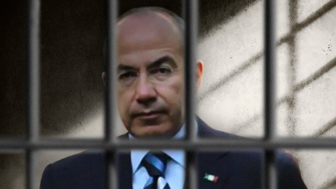 La inteligencia artificial se imagina a Felipe Calderón detenido