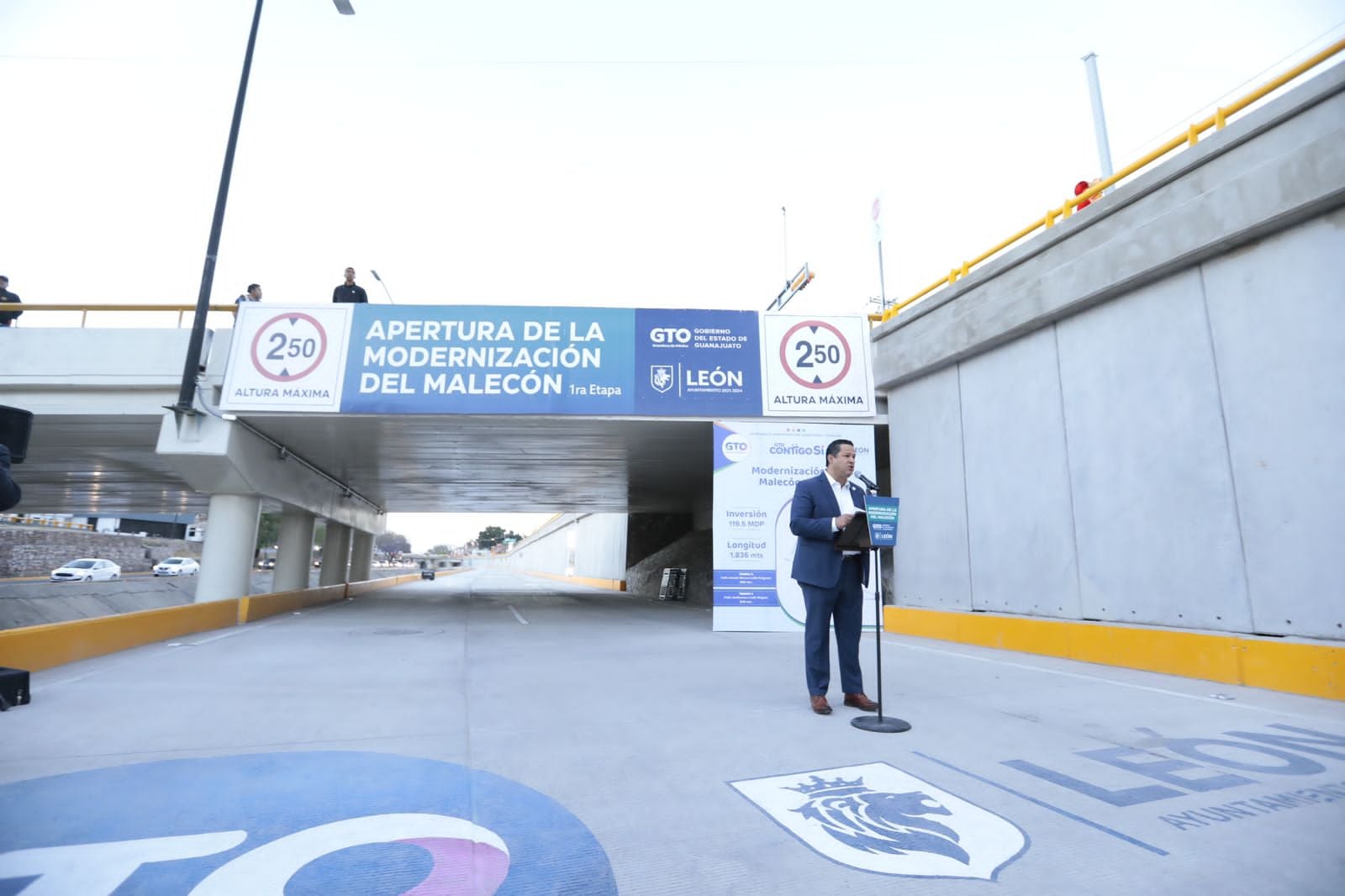 Diego Sinhue Rodríguez entregó obras de infraestructura en León, Guanajuato