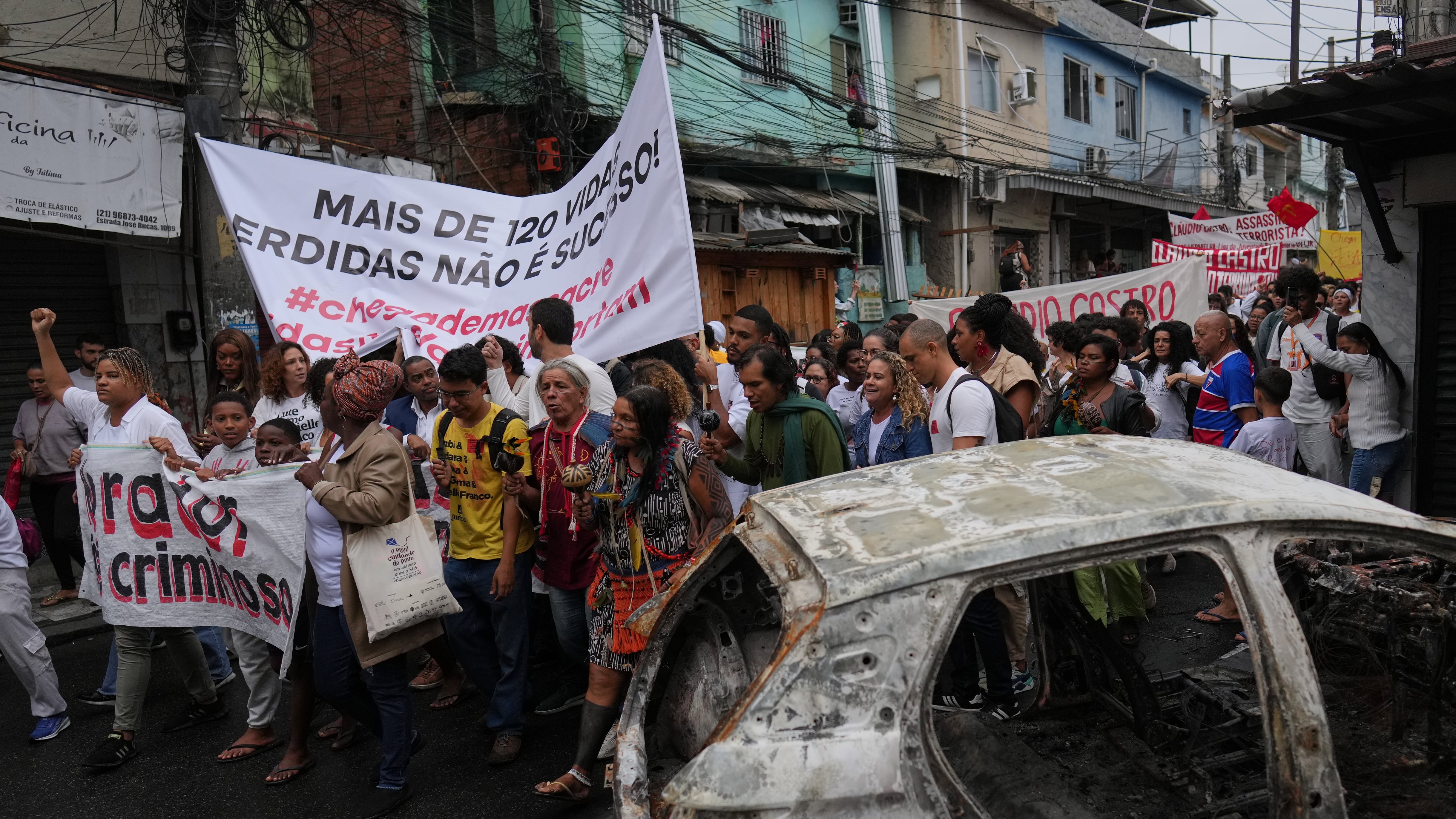 Impactante redada policial en Brasil deja 121 muertos, la más letal de su historia