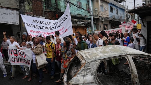 Impactante redada policial en Brasil deja 121 muertos, la más letal de su historia