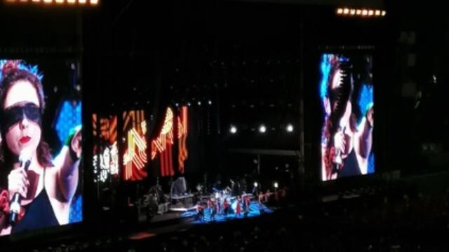 "Un violador en tu camino" durante concierto de Café Tacvba