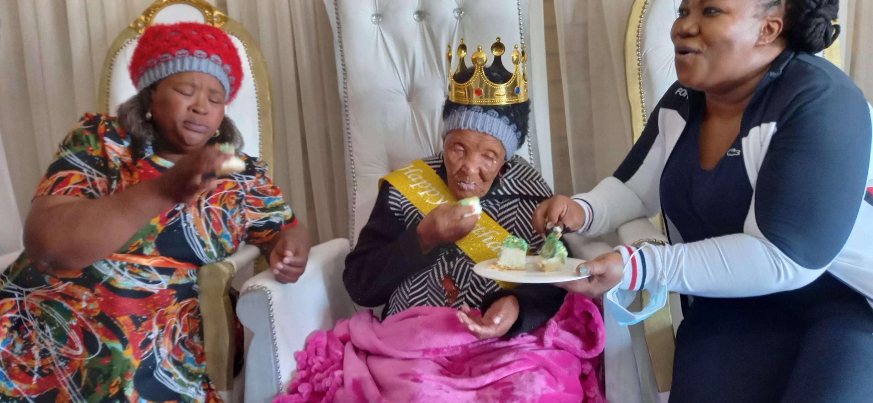 Johanna celebra sus 128 años