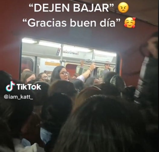 Pasajera del metro es viral en TikTok