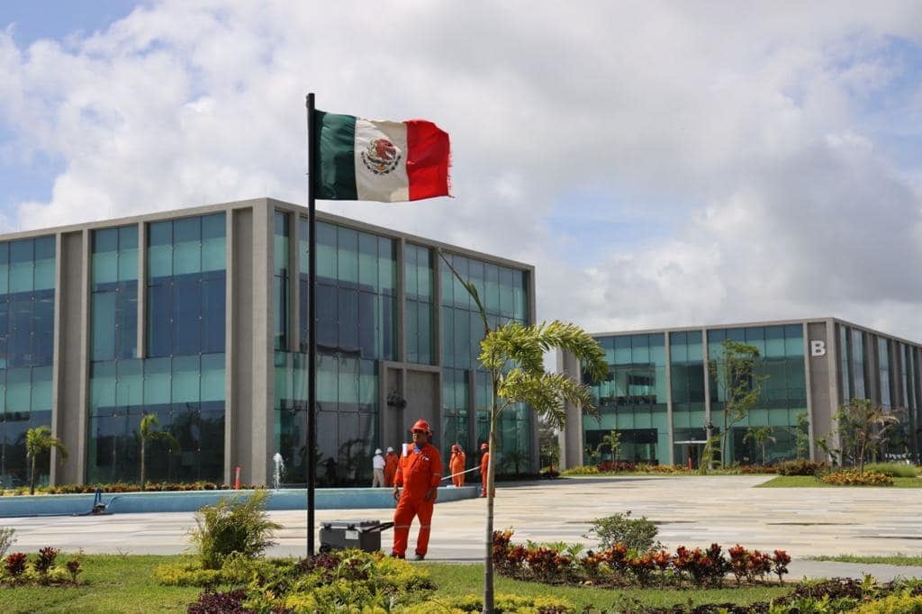 Refinería Olmeca en Dos Bocas