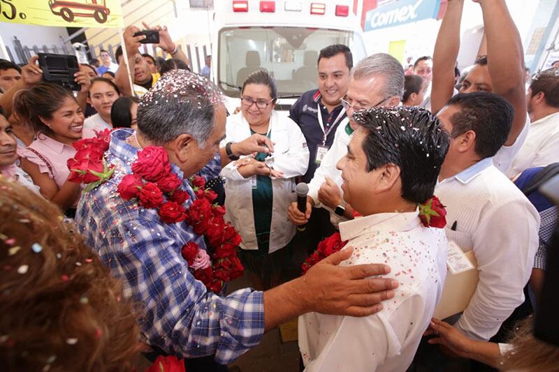 De gira por la región de la Montaña, el gobernador de Guerrero, Héctor Astudillo Flores inauguró obras sociales y recibió cálidas bienvenidas en las comunidades que visitó.