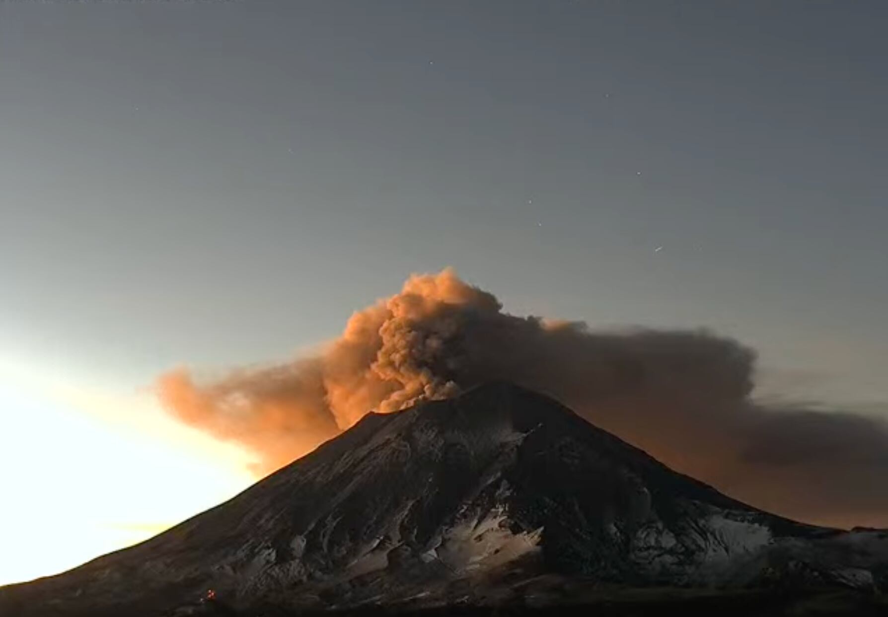Volcán Popocatépetl  el 22 de febrero