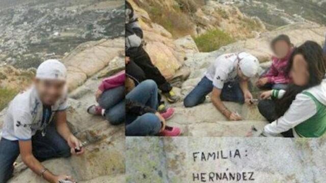 La familia subió la foto a las redes sociales y en ella se ve como grabaron su nombre como si se tratara de un trofeo. Foto/Especial