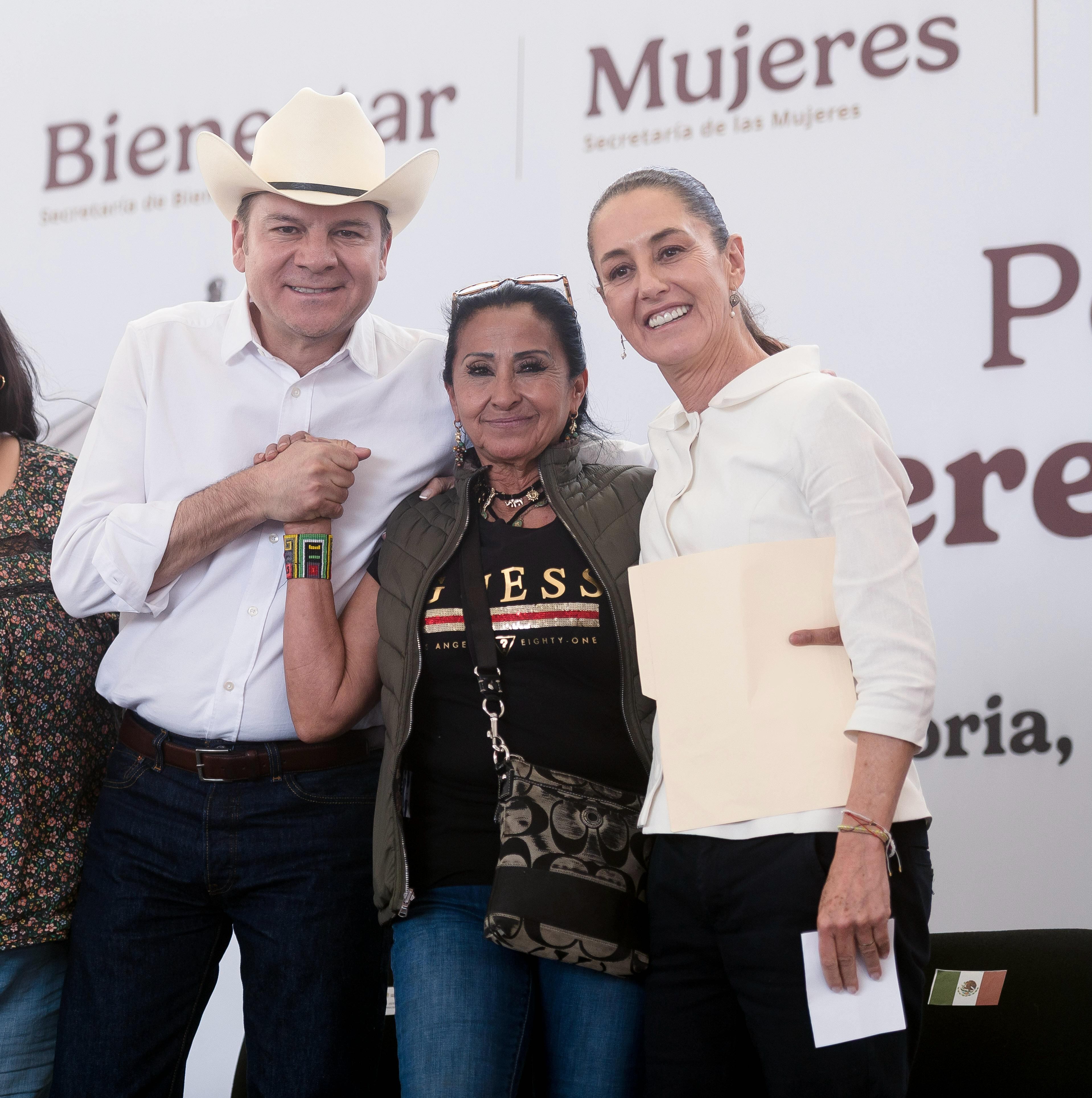 Claudia Sheinbaum y Esteban Villegas impulsan infraestructura y bienestar en Durango.