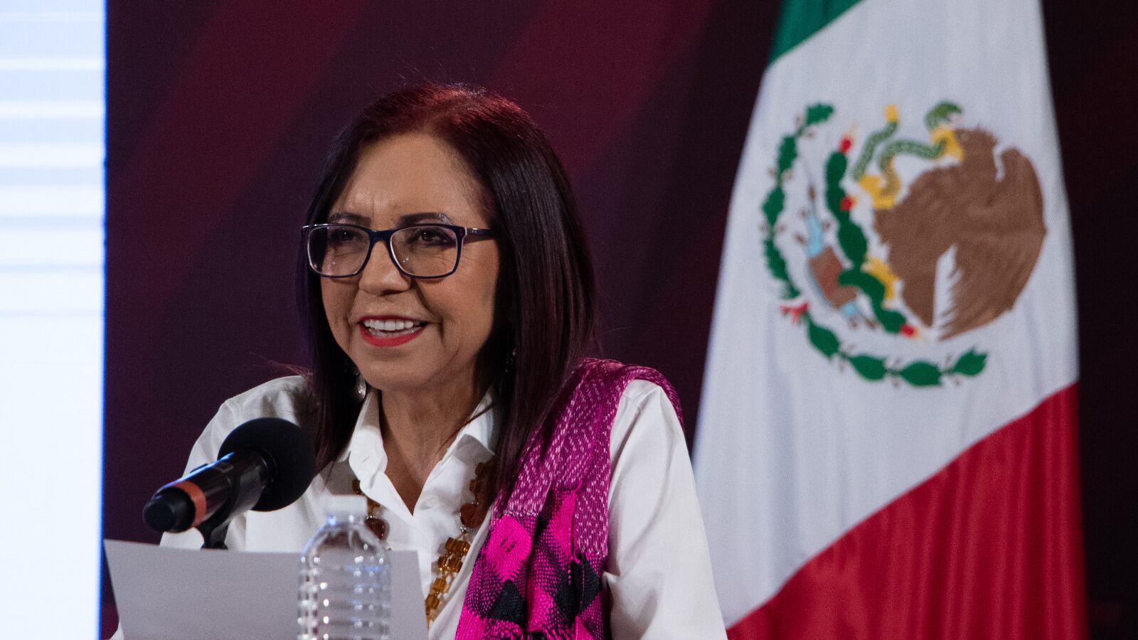 Leticia Ramírez Amaya: Hay 600 telesecundarias en México sin luz