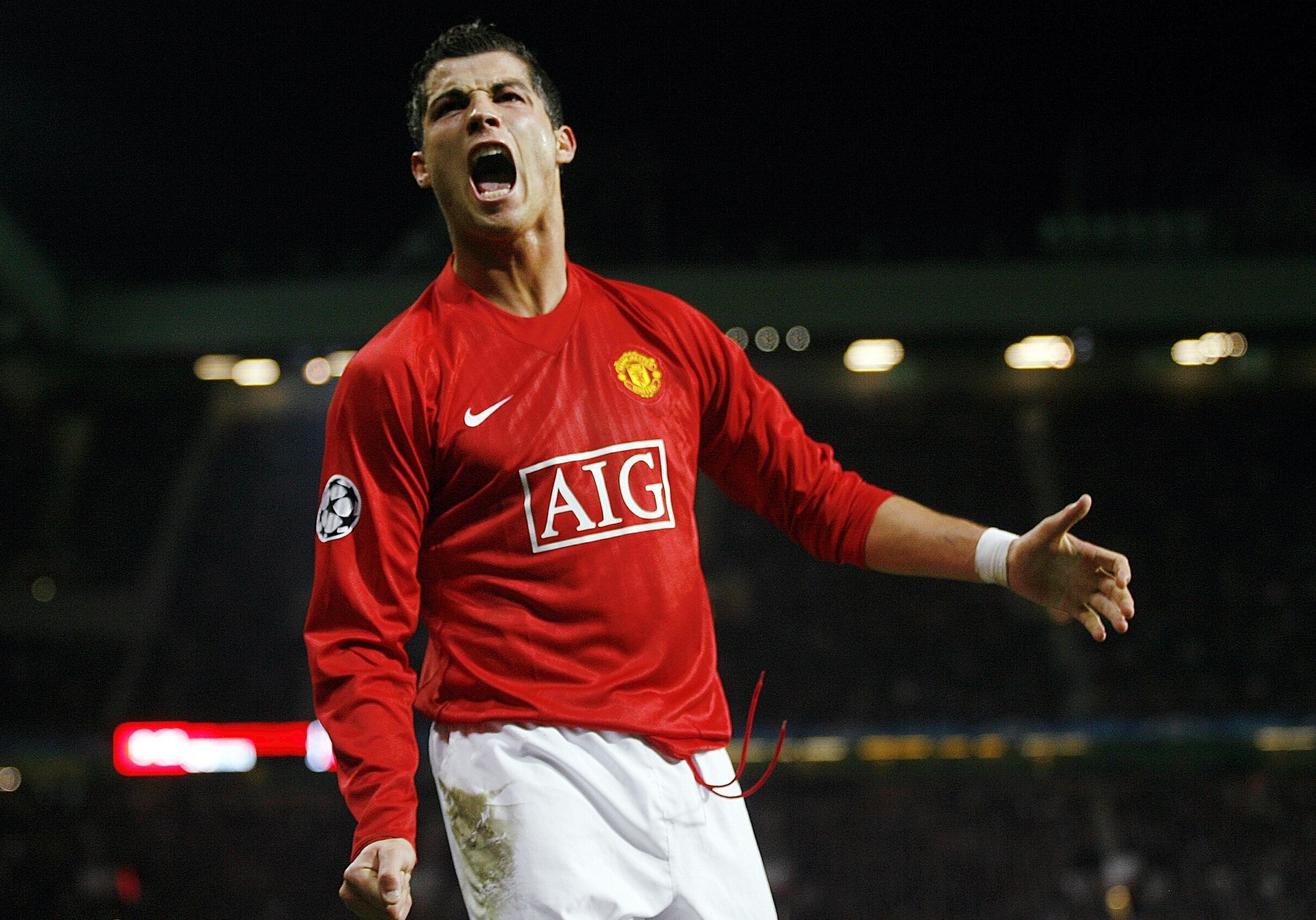 Manchester United hizo oficial el regreso de Cristiano Ronaldo