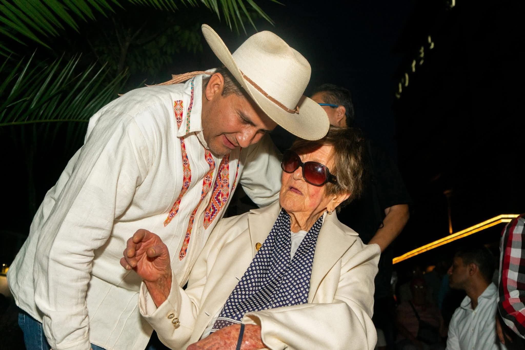 Grecia Quiroz despide a Raquel Ceja, abuela de Carlos Manzo