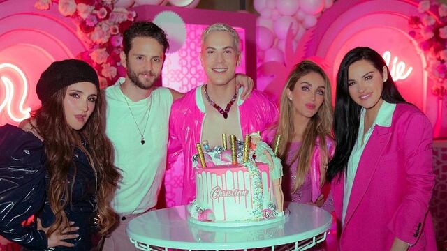 Fiesta de Christian Chávez con los RBD de Barbie