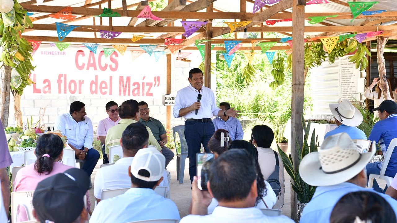 Javier May responde a críticas y señala a gobiernos anteriores como responsables de la inseguridad